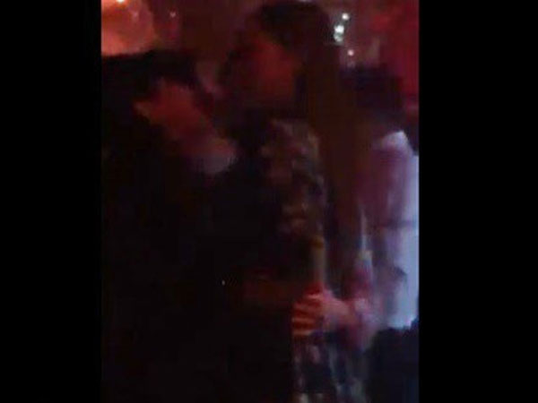 Video Kỳ Duyên nhảy trong quán bar với tình cũ của Angela Phương Trinh