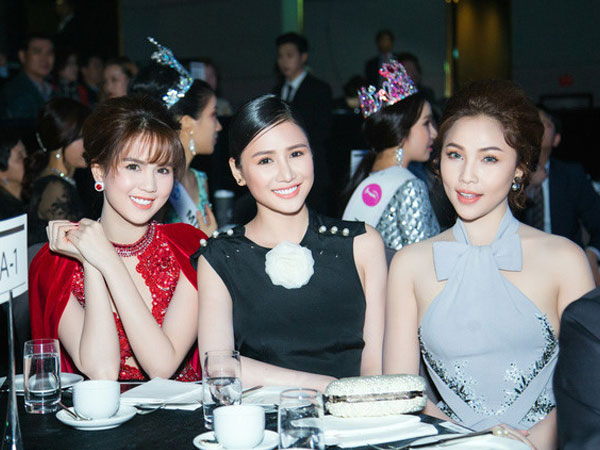 Những cuộc môi giới tình - tiền trá hình ở showbiz Việt