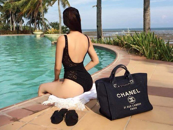 Cuộc sống toàn đồ hiệu, du lịch xa hoa của 9X lai 3 dòng máu