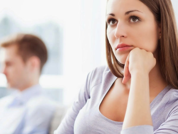 Bạn trai dằn vặt về việc tôi sống thử 2 năm với người khác