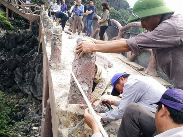 Cận cảnh tháo dỡ công trình trái phép xuyên vùng lõi danh thắng Tràng An