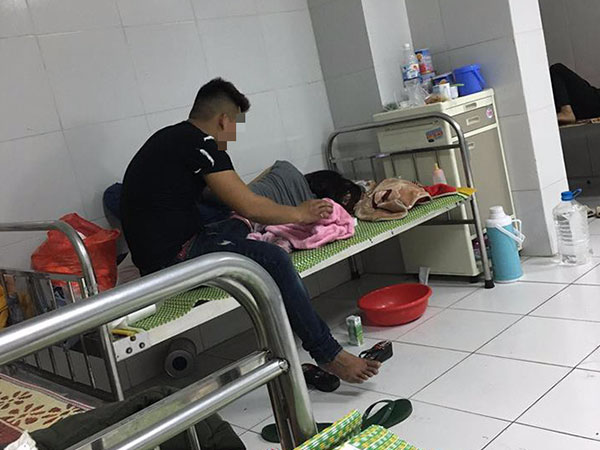 Clip 'Thanh niên ngầu cả ngày chăm con cho vợ nằm nghỉ ngơi' nhận nhiều lời khen từ cư dân mạng