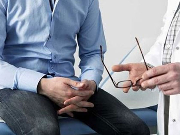 Đau đớn đi khám Nam học: Những 'góc khuất' ngỡ ngàng ở các 'phòng khám đàn ông'