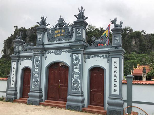 Mục sở thị 'đền ông Dánh'