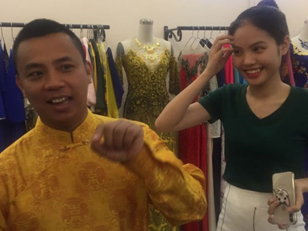 Vợ kém 20 tuổi mang thai lần 2, Chí Anh: Vợ tôi cũng sướng, chỉ tập trung vào đẻ