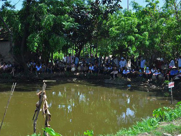 Vụ chồng phát hiện vợ chết lõa thể ở ao cá: Nạn nhân tự tử