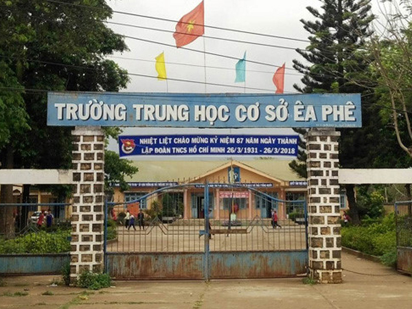 Làm rõ thông tin hiệu trưởng nhận 210 triệu tiền 'chạy việc'