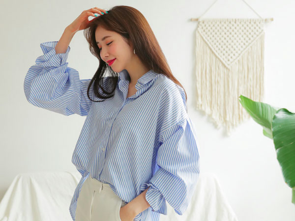 Mốt mới công sở: Áo sơmi bây giờ cứ phải bo gấu, tay phồng mới đúng điệu
