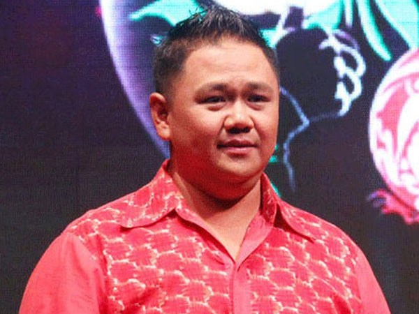 Sau bị tố gạ tình, Minh Béo lại bị quản lí truyền thông cũ tố vô ơn