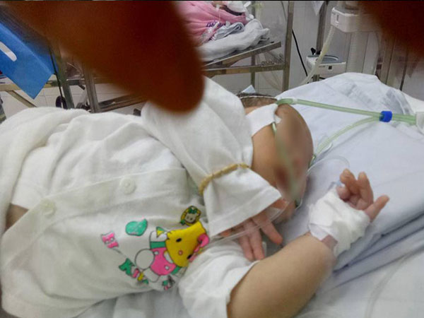 Cảnh báo từ bác sĩ: Cha mẹ cần cẩn thận với 'thủ phạm' có thể khiến cho trẻ tử vong này
