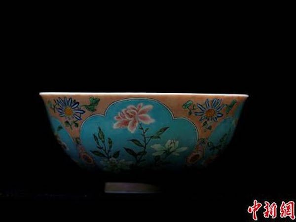 Chiếc bát vua chúa, vừa bán đã có người mua hơn 30 triệu USD