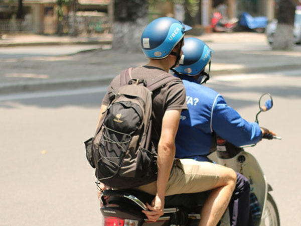 Tài xế Uber rủ nhau ‘chơi lại’ hãng vào những ngày cuối cùng