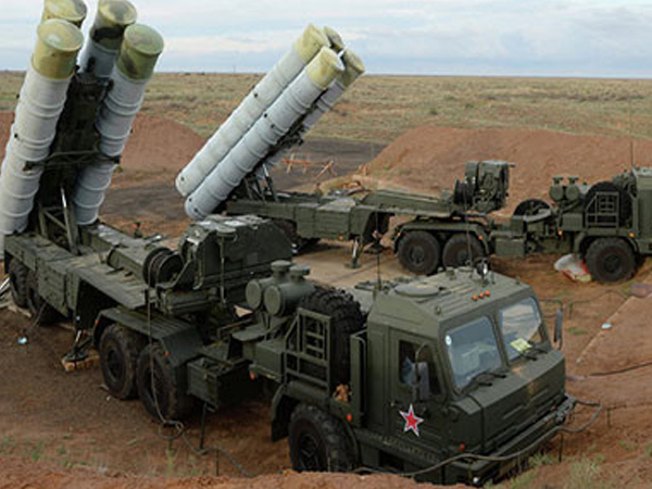 Trung Quốc nhận đơn vị tên lửa S-400 đầu tiên từ Nga