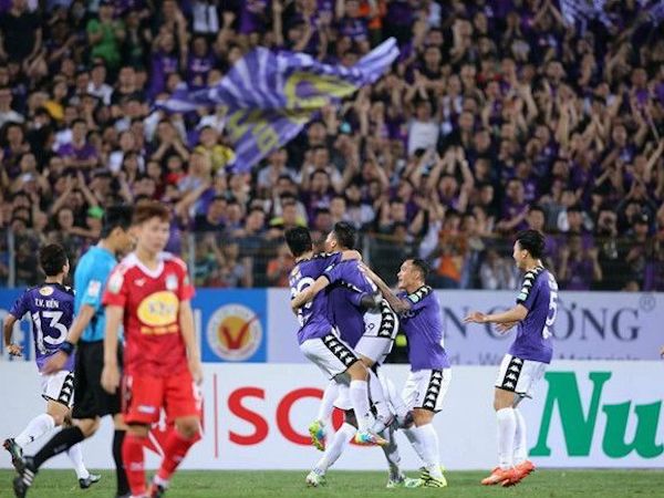Hàng Đẫy 'vỡ sân' xem sao U23 và giấc mơ World Cup đâu xa?
