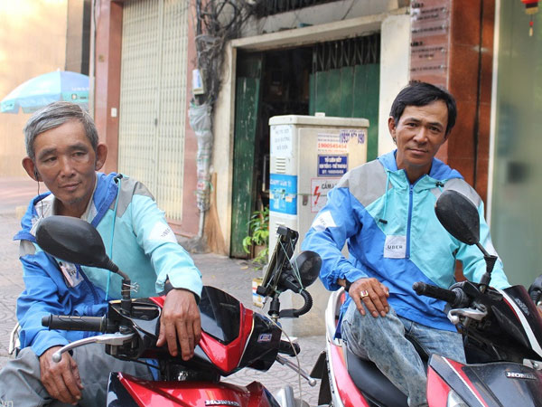Ngày cuối cùng của Uber, tài xế vẫn miệt mài chạy đến phút chót
