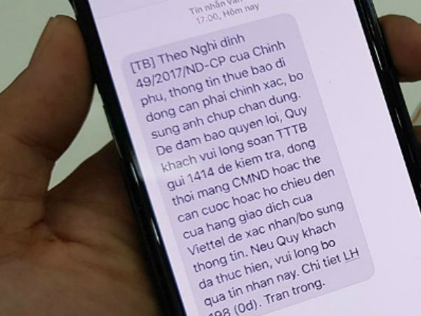 Nhà mạng yêu cầu chủ thuê bao nộp hình chân dung