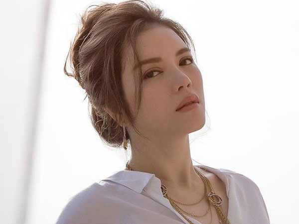 Bị chê là thảm họa khi đăng ảnh mặt mộc, câu trả lời của Lý Nhã Kỳ còn khiến fan ngỡ ngàng hơn