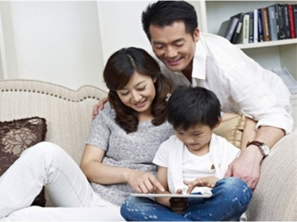 Cái bẫy ngọt ngào khiến phụ nữ trở thành người giúp việc cả đời