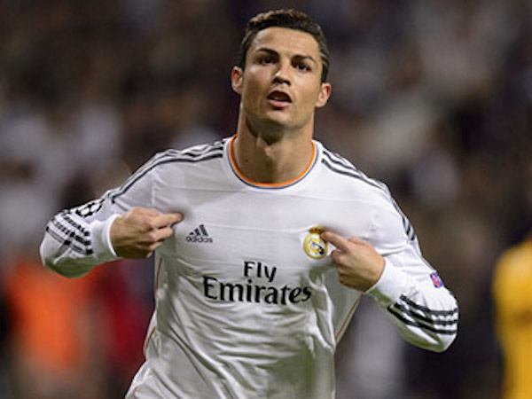 Ronaldo cán mốc 650 bàn trong sự nghiệp