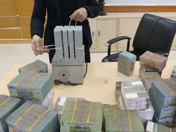 Thanh khoản ngân hàng tiếp tục 'Tái ông thất mã'