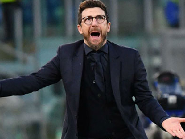 HLV của AS Roma tin vào phép màu khi gặp lại Barca