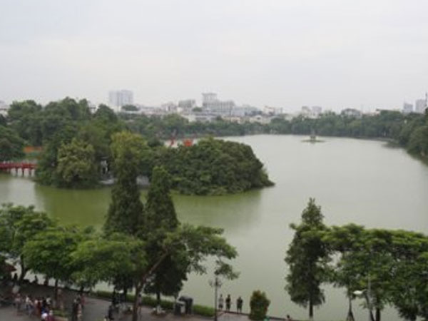 Hồ Gươm bị phá hỏng rồi, liệu có phục hồi nguyên trạng được không?