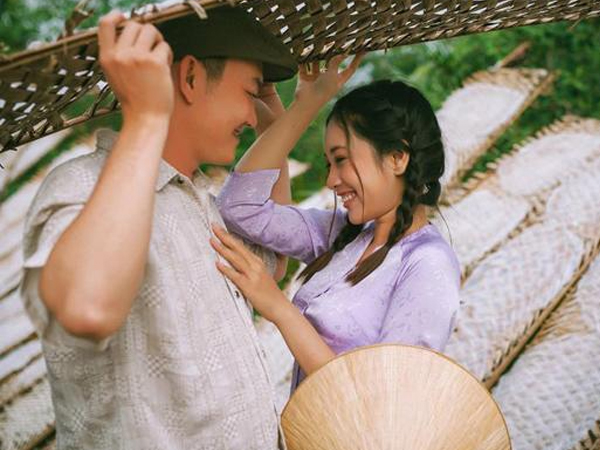 Không được tỏ tình, muốn cưới phải… ngồi khai lí lịch, nàng 9x vẫn 'yêu anh bất chấp'