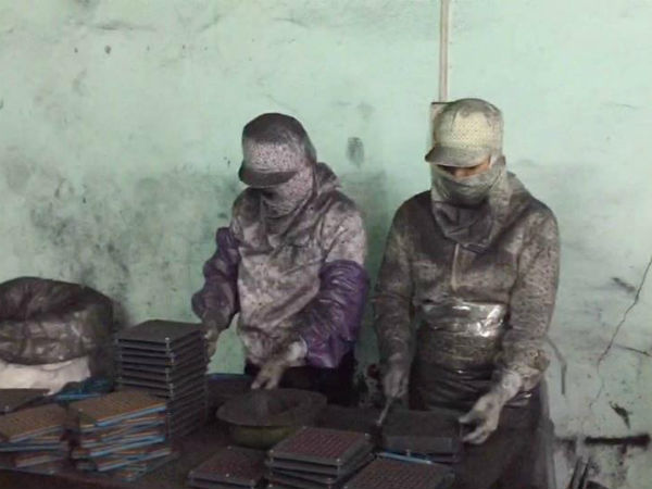 Rùng mình quy trình chế củi tre thành thuốc trị ung thư