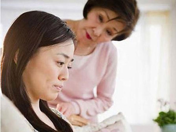 Sững sờ mẹ chồng treo biển bán ngôi nhà do hai vợ chồng chắt bóp xây dựng