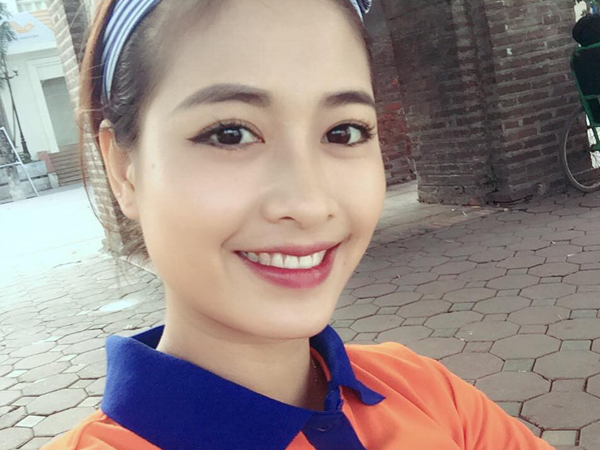 Tâm sự của nữ sinh Nam Định xinh đẹp từng theo bố đẩy xe rác khắp Hà Nội, bươn chải kiếm tiền ăn học