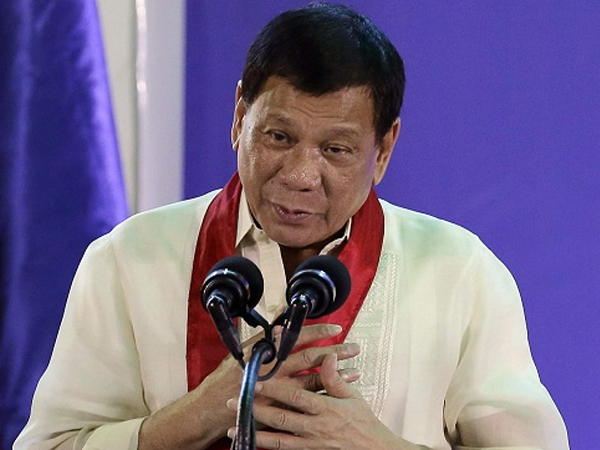 Tổng thống Duterte: 'Tôi cần Trung Quốc, tôi yêu Tập Cận Bình'