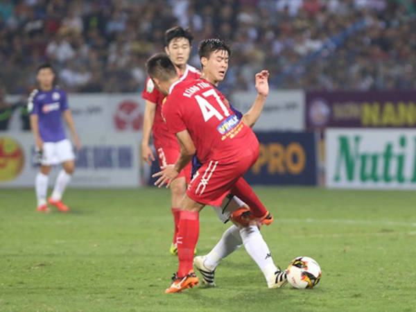 V-League không tán đồng chuyện Tăng Tiến phải trả tiền cho Duy Mạnh