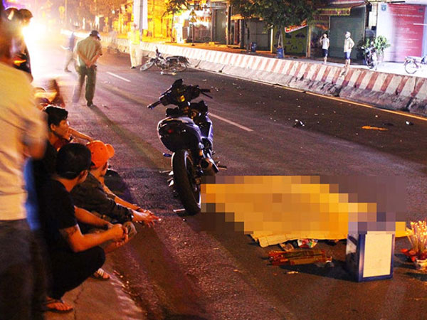 9X thiệt mạng sau khi tông vào xe máy chạy ngược chiều