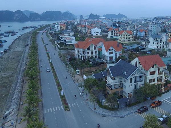 Con đường nhà giàu đẹp nhất đất Quảng Ninh