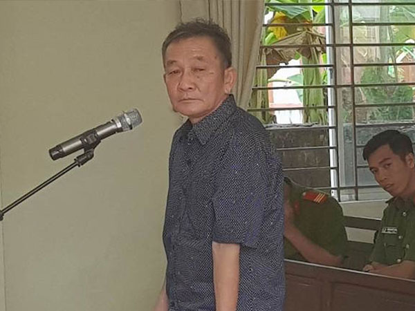 'Đại gia nước đá' ở miền Tây tiếp tục hầu tòa