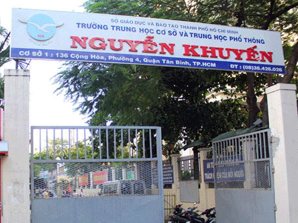 Nam sinh trường Nguyễn Khuyến viết thư tuyệt mệnh rồi nhảy lầu tự tử