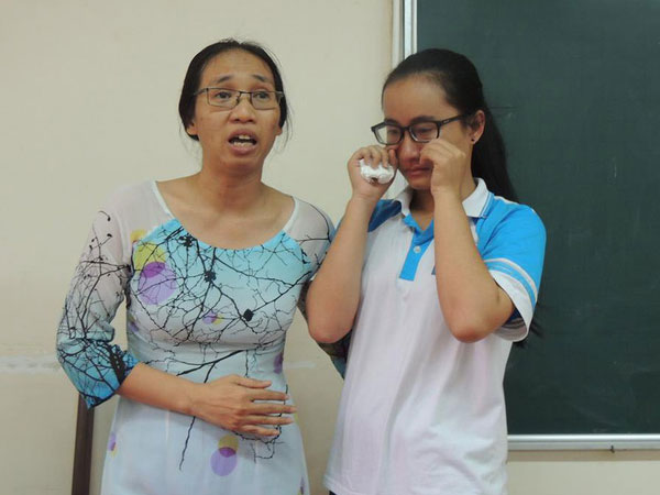 Cô giáo không nói gì bị kỷ luật cảnh cáo, chuyển công việc khác
