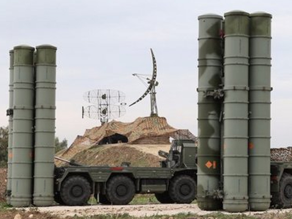 Kịch bản đối đầu giữa tên lửa Mỹ và 'vành đai thép' Nga trên bầu trời Syria