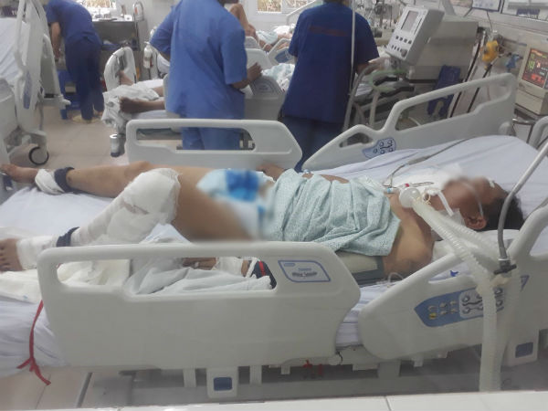 Mẹ nạn nhân bị kéo lê ở Hà Nội: 'Tôi che mặt, không dám xem clip hiện trường vì những gì xảy ra với con quá kinh khủng'