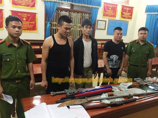 Phá đường dây đánh bạc công nghệ cao tiền tỉ mỗi ngày