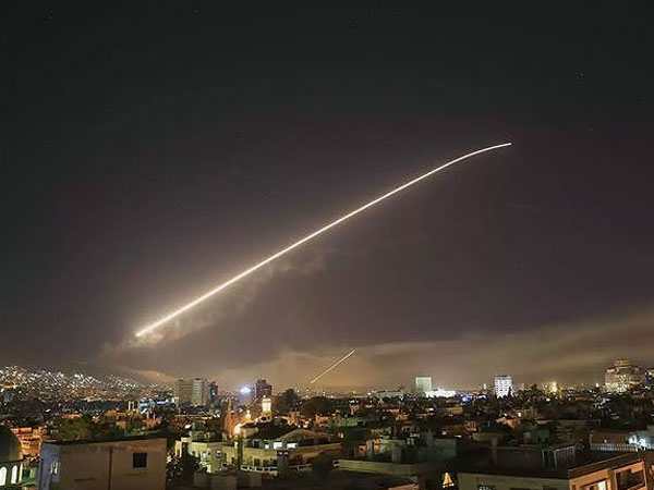 Syria bắn hạ 70% tên lửa của liên quân Mỹ, Pháp, Anh