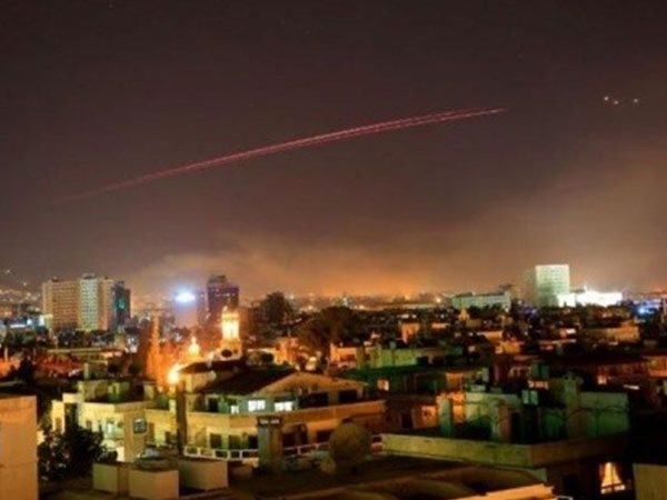 Syria thông tin chính thức về thiệt hại sau khi hứng chịu 100 tên lửa tấn công của Mỹ