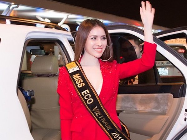 Thư Dung phân trần về clip nói tiếng Anh như 'đọc rap' khiến nhiều người bật cười tại Ai Cập
