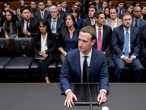 Facebook tiếp tục đối mặt với án điều tra mới