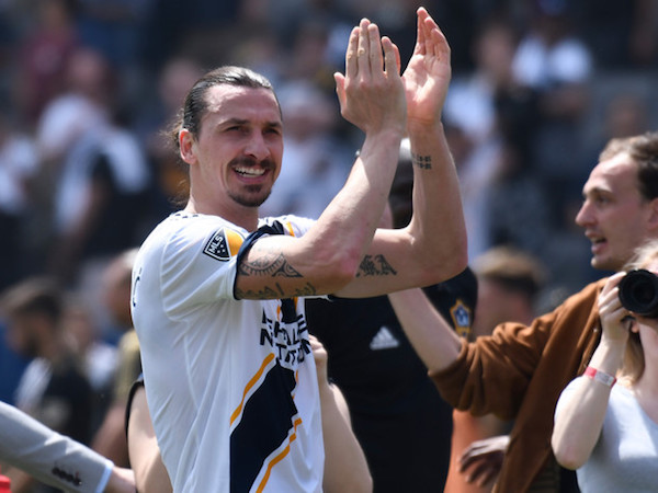 Ibrahimovic vẫn tin vào cơ hội dự World Cup 2018