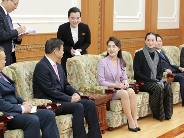 Vợ lãnh đạo Kim Jong-un chính thức là 'đệ nhất phu nhân'