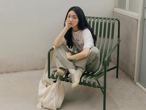Hè này nếu mua quần culottes, bạn hãy chọn loại cạp chun bản to để sơ vin với áo gì cũng xinh
