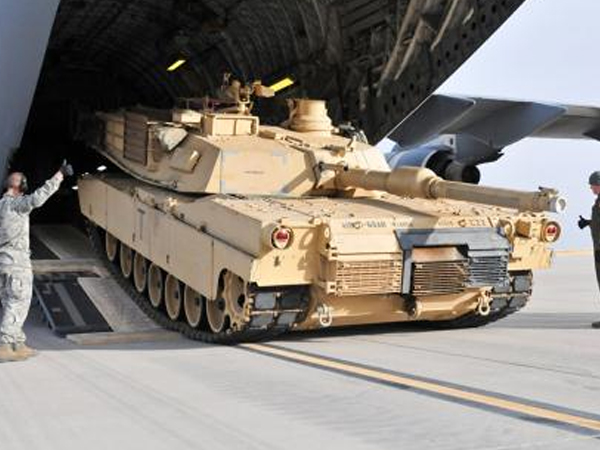 Tạp chí Mỹ so xe tăng M1A2 Abrams sánh ngang T-90