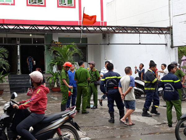 Cháy khách sạn ở Sài Gòn, nhiều người nước ngoài ôm vali tháo chạy