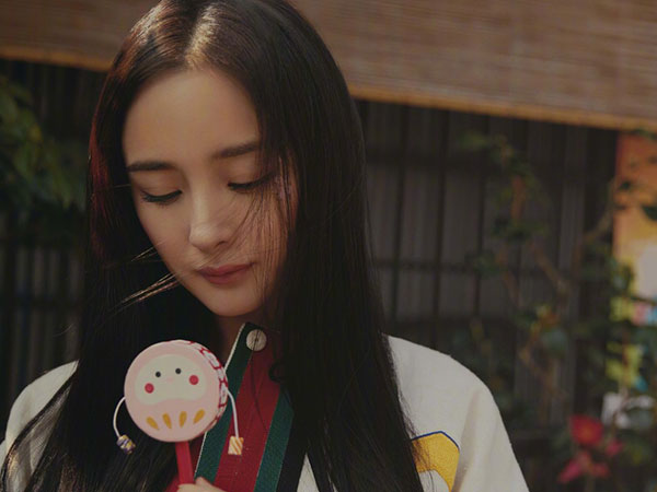 Vẫn chưa dừng lại, scandal Dương Mịch quỵt tiền vừa có thêm tình tiết mới do bên trung gian tố ngược